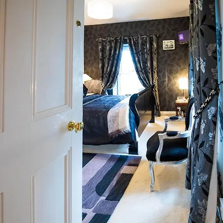 Bruckless Rest - Fine Country Living Bed & Breakfast 3*